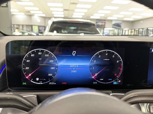 Used 2026 Mercedes-Benz GLB 250 4MATIC image 15