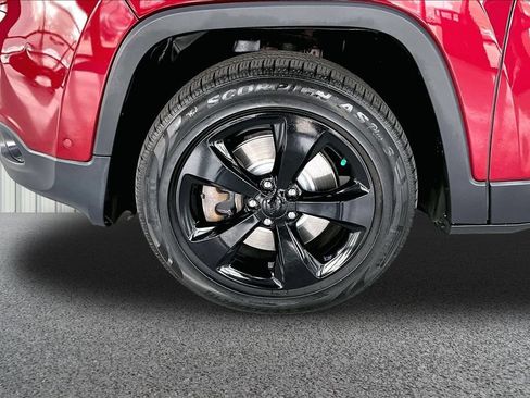 Used 2016 Jeep Cherokee Limited w/ Luxury Group AWD/4WD image 35