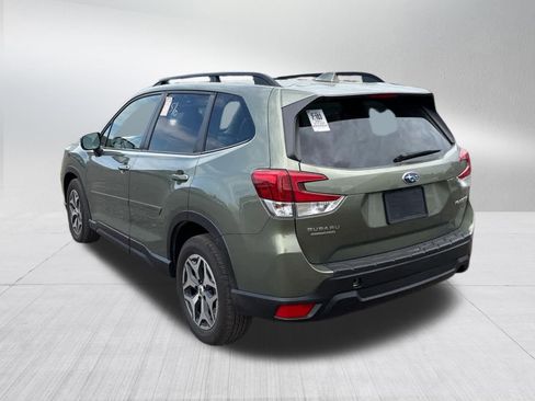 Used 2021 Subaru Forester Premium AWD/4WD image 8