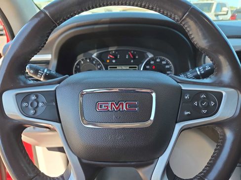 Used 2019 GMC Acadia SLT AWD/4WD image 23