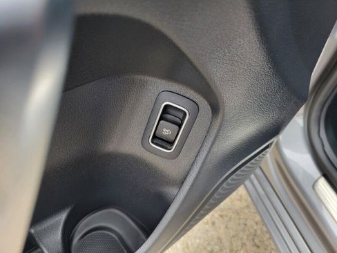 Used 2021 Mercedes-Benz A 220 image 12