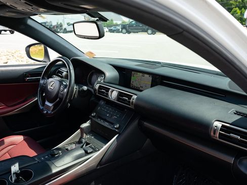 Used 2016 Lexus IS 200t RWD image 21