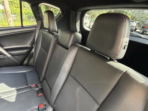 Used 2016 Toyota RAV4 SE AWD/4WD image 32