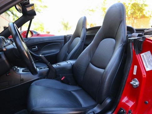 Used 2003 MAZDA MX-5 Miata LS RWD image 10