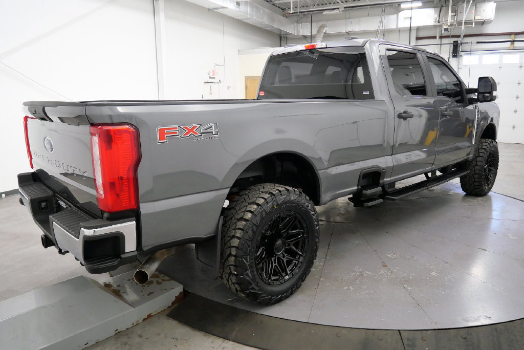 Used 2023 Ford F250 XL w/ XL Driver Assist Package AWD/4WD image 8