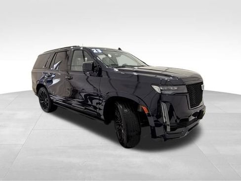 Used 2023 Cadillac Escalade Sport image 9