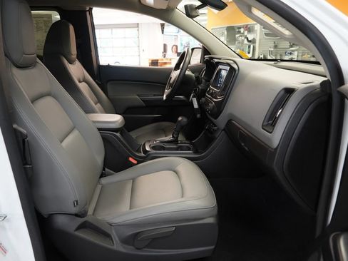 Used 2020 Chevrolet Colorado W/T w/ WT Convenience Package RWD image 33