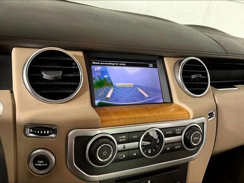 Used 2016 Land Rover LR4 HSE LUX image 13