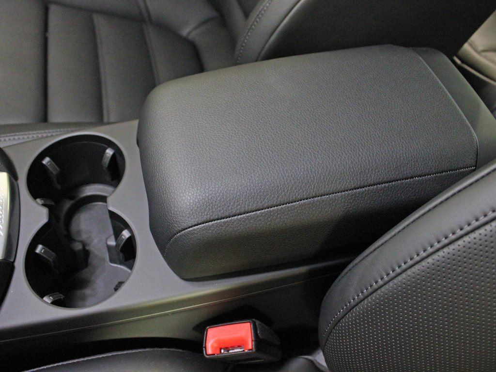 Certified 2026 Porsche Macan AWD/4WD image 31