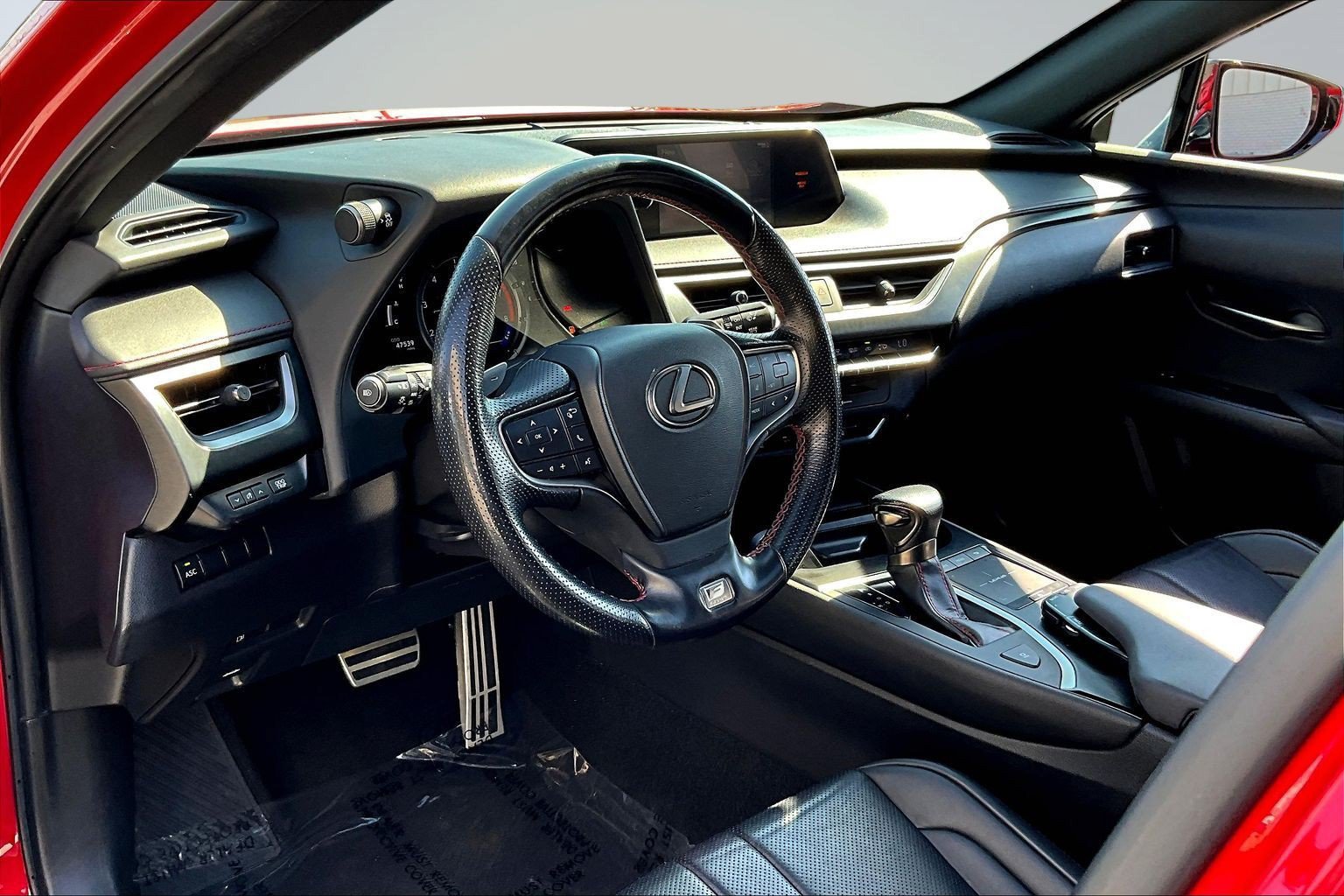 Used 2019 Lexus UX 200 F Sport FWD image 13
