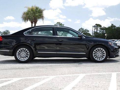 Used 2016 Volkswagen Passat 1.8T SE FWD image 7
