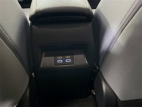 Used 2023 Toyota Corolla SE image 25