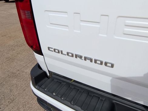 Used 2022 Chevrolet Colorado Z71 image 37