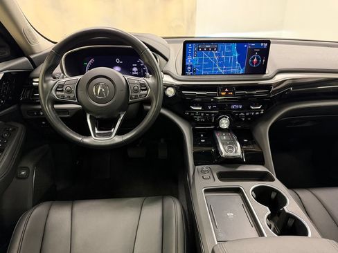 Certified 2025 Acura MDX SH-AWD image 18