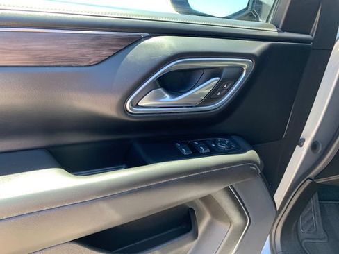 Used 2023 Chevrolet Suburban LS AWD/4WD image 27