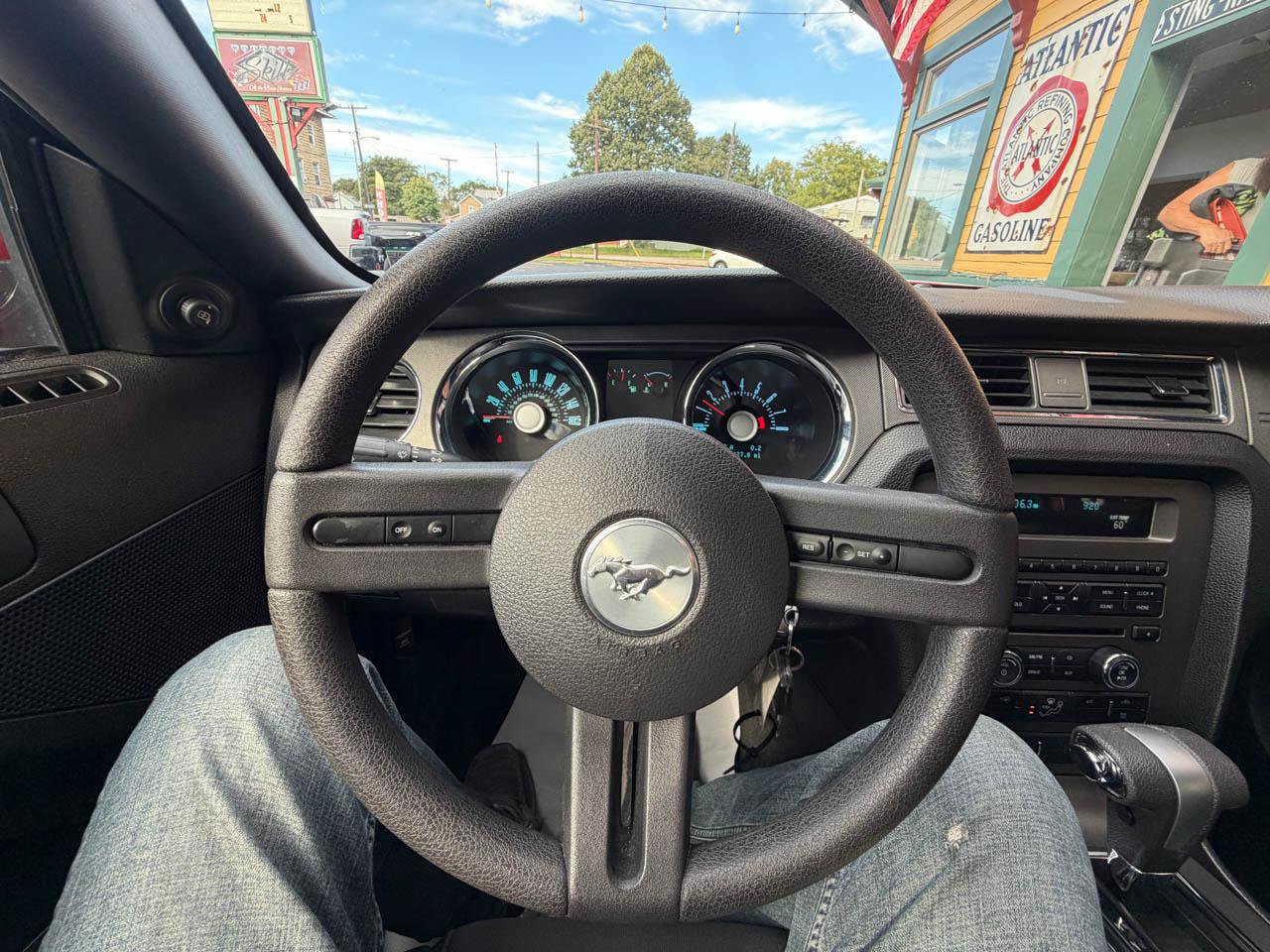 Used 2012 Ford Mustang GT RWD image 24