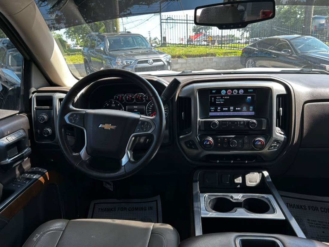 Used 2016 Chevrolet Silverado 1500 LTZ AWD/4WD image 10