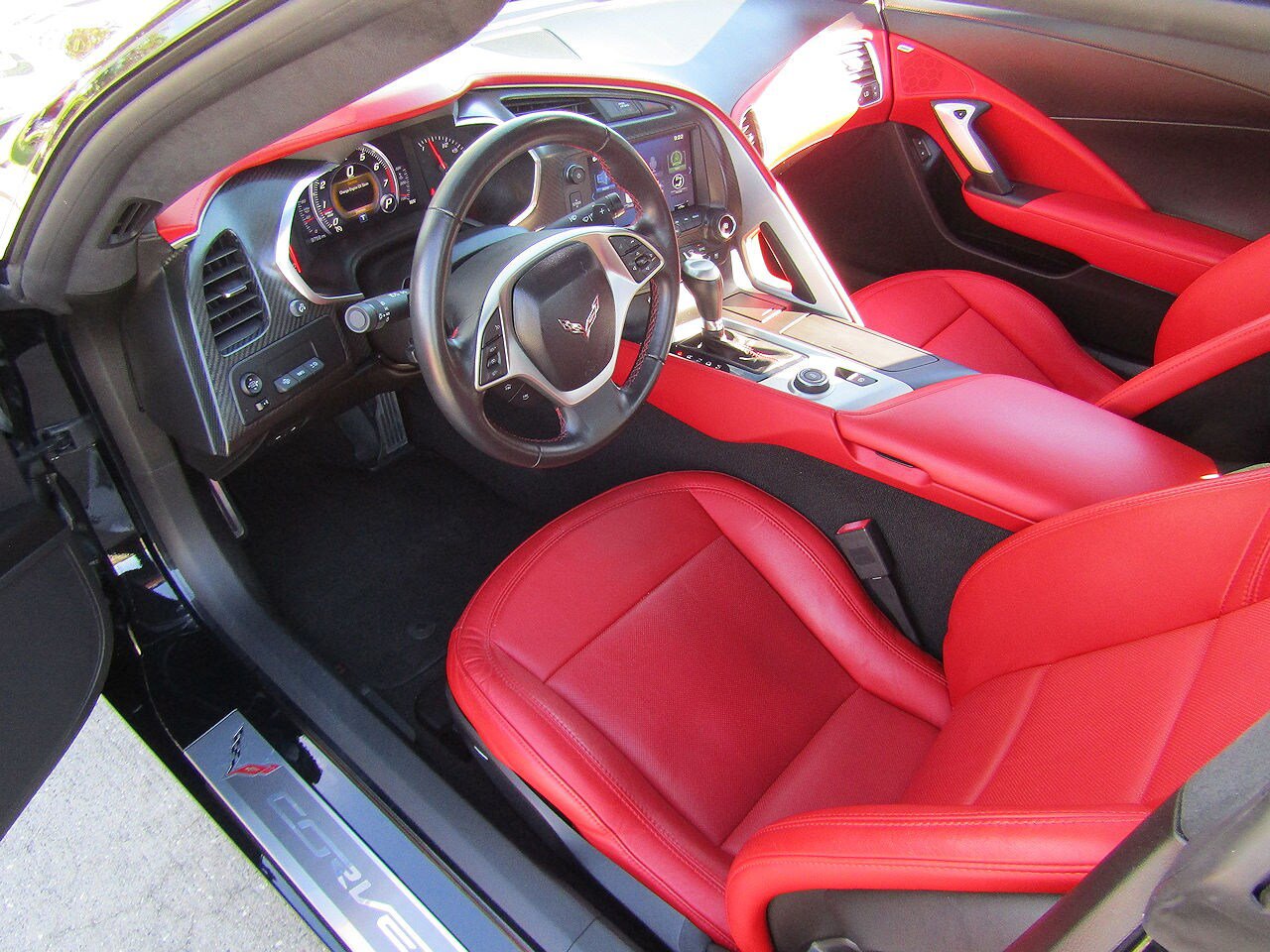 Used 2014 Chevrolet Corvette Stingray Coupe w/ 3LT Preferred Equipment Group RWD image 10