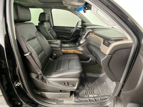 Used 2015 GMC Yukon XL Denali w/ Premium Package image 6