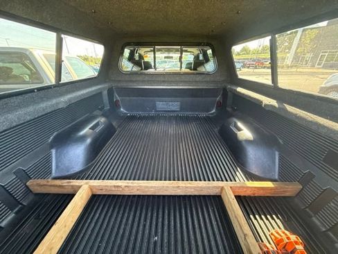 Used 2010 Ford F350 Lariat AWD/4WD image 5