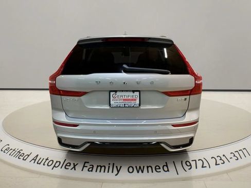 Used 2025 Volvo XC60 B5 Core AWD/4WD image 4