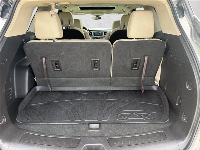 Used 2018 Buick Enclave Essence FWD image 19