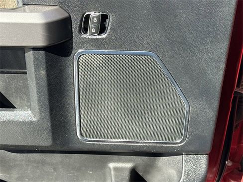 Used 2021 Ford F350 XLT w/ XLT Premium Package image 27