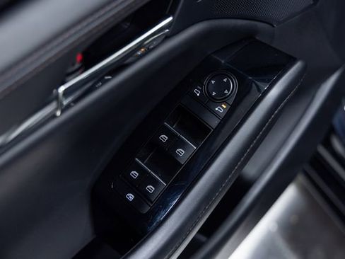 Used 2024 MAZDA MAZDA3 s image 12