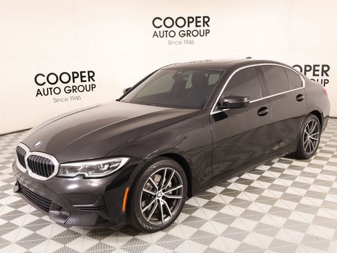 Used 2019 BMW 330i Sedan w/ Convenience Package RWD image 11