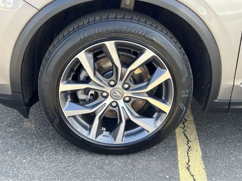 Certified 2024 Acura MDX w/Technology Package image 9