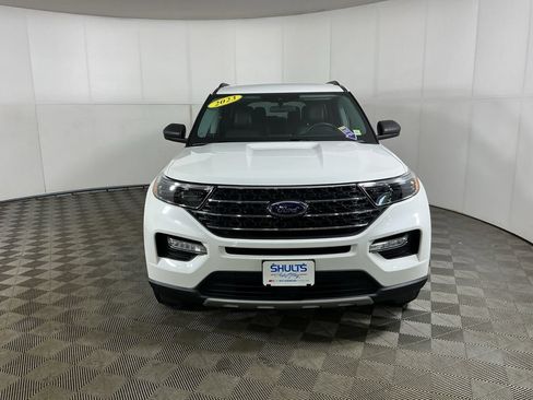 Used 2023 Ford Explorer XLT w/ Equipment Group 202A AWD/4WD image 3