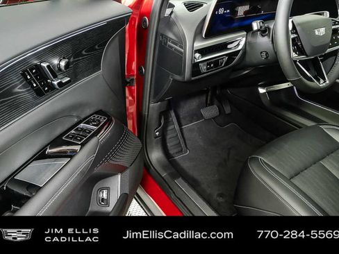 New 2026 Cadillac Lyriq Sport AWD/4WD image 5