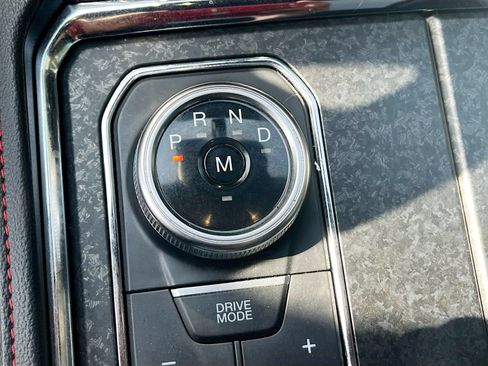 Used 2024 Ford Expedition Max Limited RWD image 17