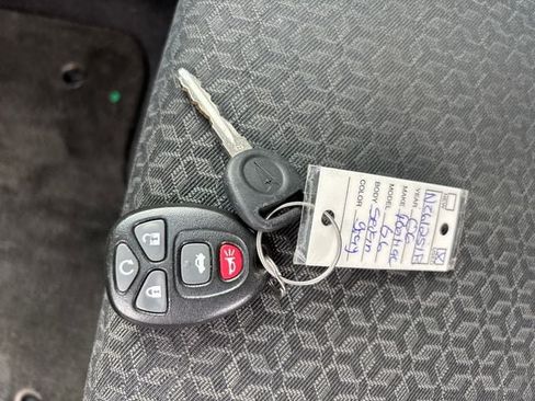 Used 2009 Pontiac G6 Sedan w/ Preferred Package FWD image 17
