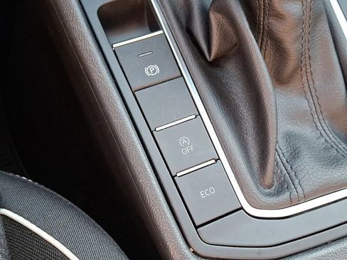 Certified 2023 Volkswagen Jetta Sport image 26