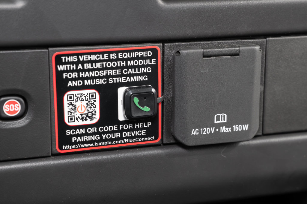 New 2025 Chevrolet Express 2500 w/ Driver Convenience Package RWD image 24