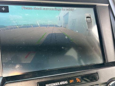 Used 2017 Ford F150 XLT w/ Equipment Group 302A Luxury image 12