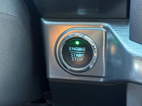 Used 2023 Ford F150 Lariat w/ Equipment Group 502A High image 22