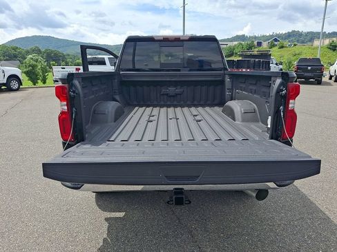 Used 2021 Chevrolet Silverado 2500 LTZ w/ LTZ Premium Package AWD/4WD image 29