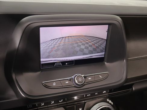 Used 2023 Chevrolet Camaro LT RWD image 6