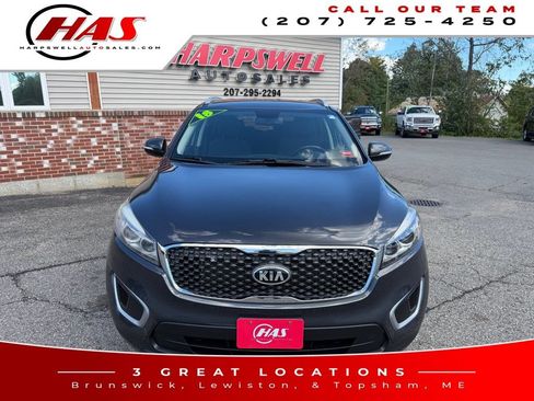 Used 2018 Kia Sorento AWD image 9