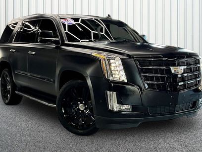 Used 2017 Cadillac Escalade Luxury