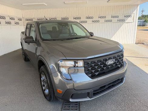Certified 2025 Ford Maverick XLT w/ XLT Luxury Package FWD image 3