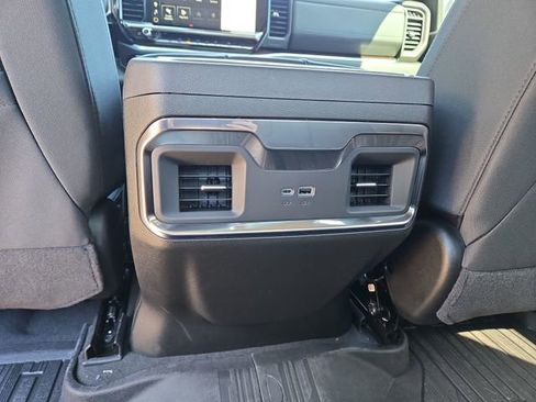 New 2026 GMC Sierra 1500 Elevation image 31