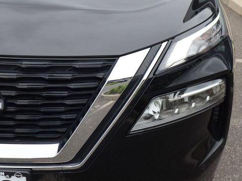 Certified 2023 Nissan Rogue SL w/ SL Premium Package image 12