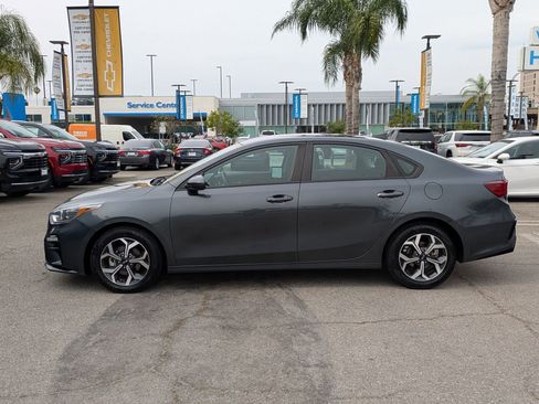 Used 2021 Kia Forte LXS image 8
