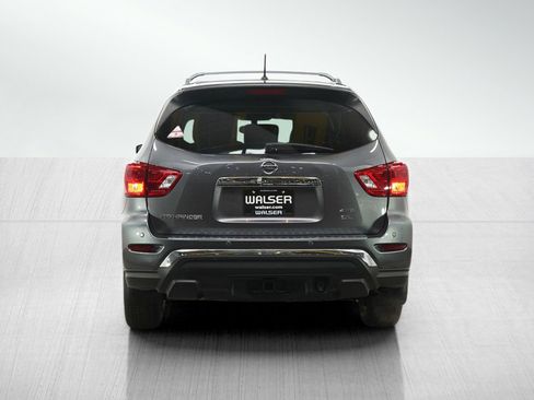 Used 2017 Nissan Pathfinder SL w/ SL Premium Package AWD/4WD image 5