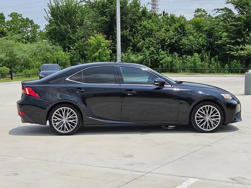 Used 2014 Lexus IS 250 RWD image 4