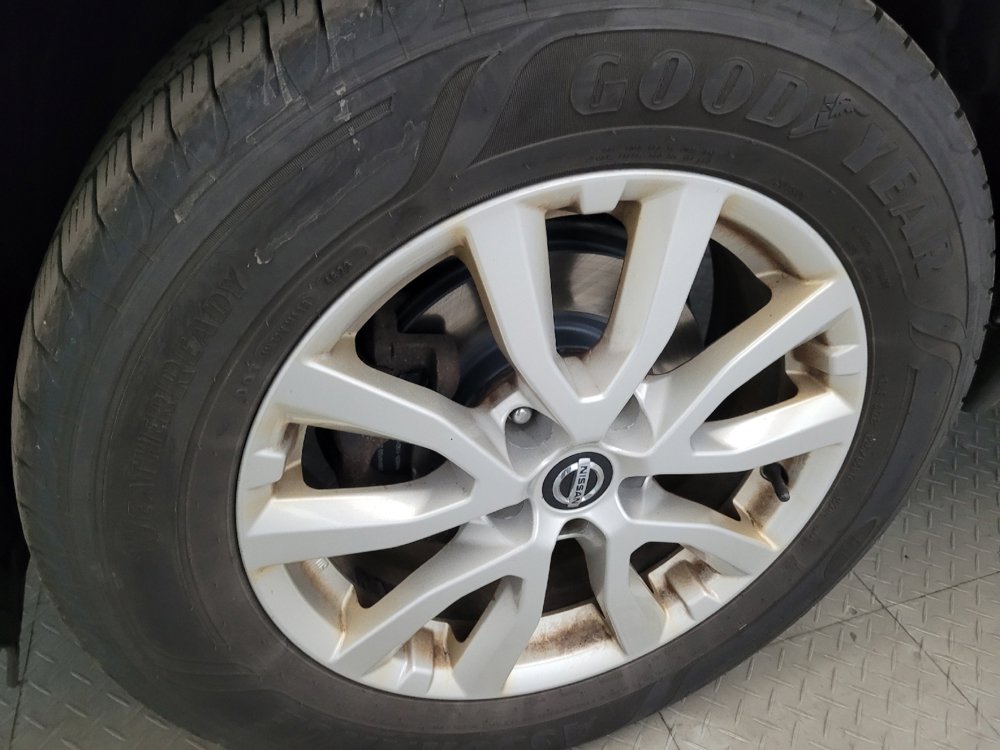 Used 2018 Nissan Rogue SV w/ Premium Package AWD/4WD image 31