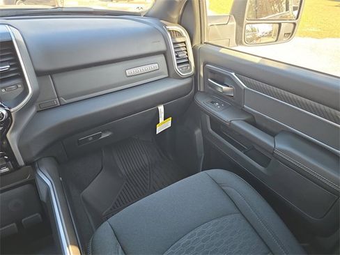 New 2025 RAM 2500 Big Horn image 12